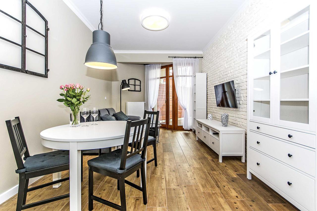 Four - Neptun Park By Oneapartments Apartment *